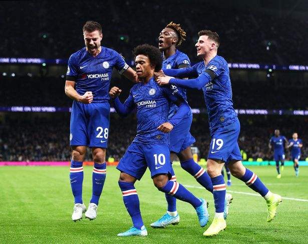  曼城锋线火力全开，客场大胜阿森纳登顶积分榜  