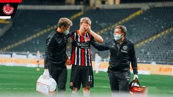  奥格斯堡客场虫标签难撕，德甲征途艰难重重