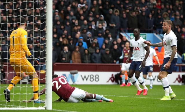  富勒姆黑马成色十足主场击败热刺跻身欧战区