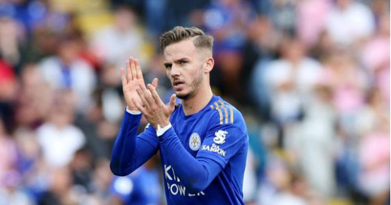  瓦尔迪传射建功莱斯特城主场战胜伯恩茅斯逃离降级区